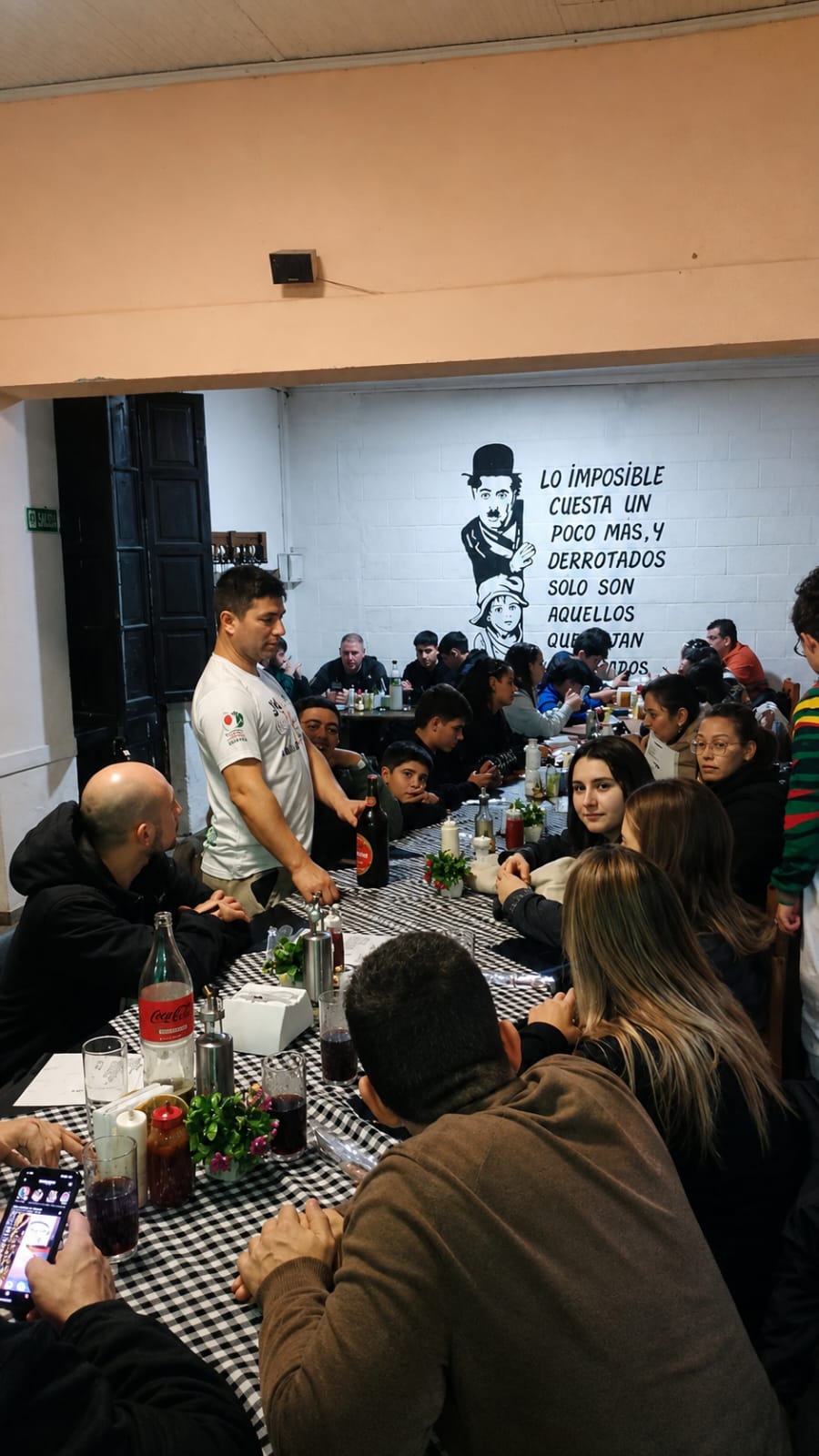 Frase decorativa del local de Parrillada Rivera