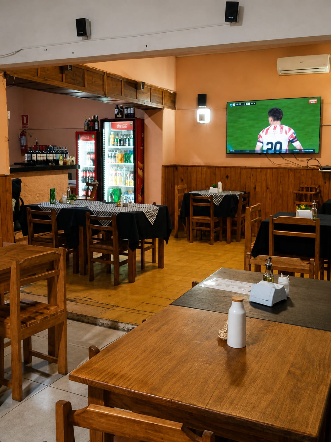 Detalle de la parrilla encendida